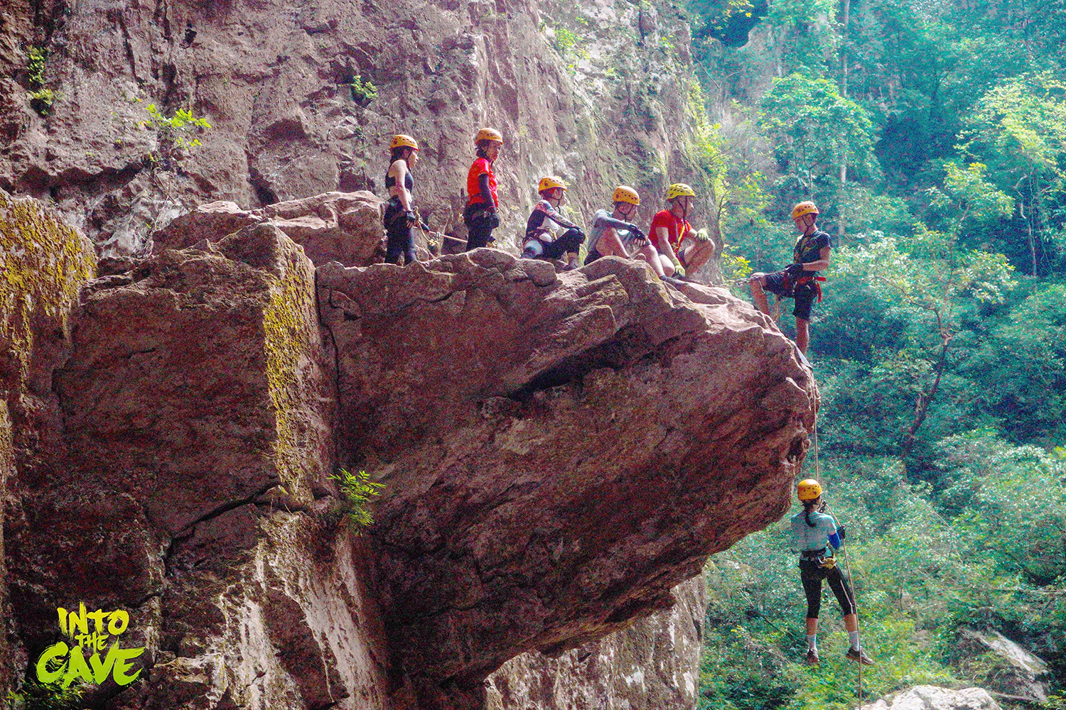 Hoạt động Team Building
