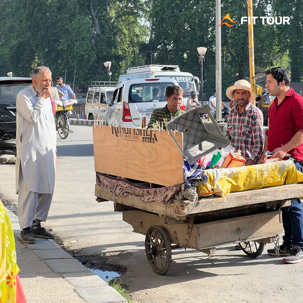 Khám phá Srinagar vào buổi sáng