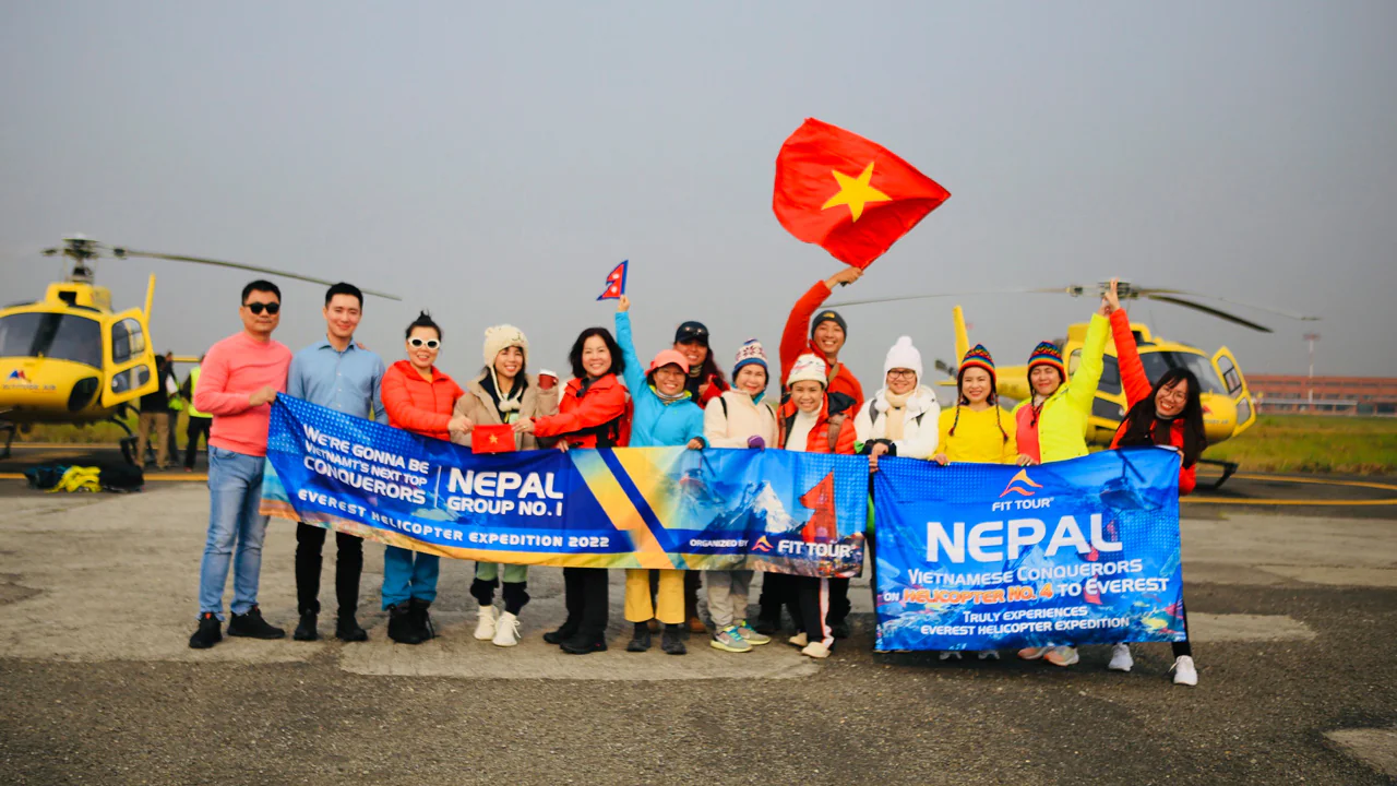 Tour Thám Hiểm Everest Bằng Trực Thăng
