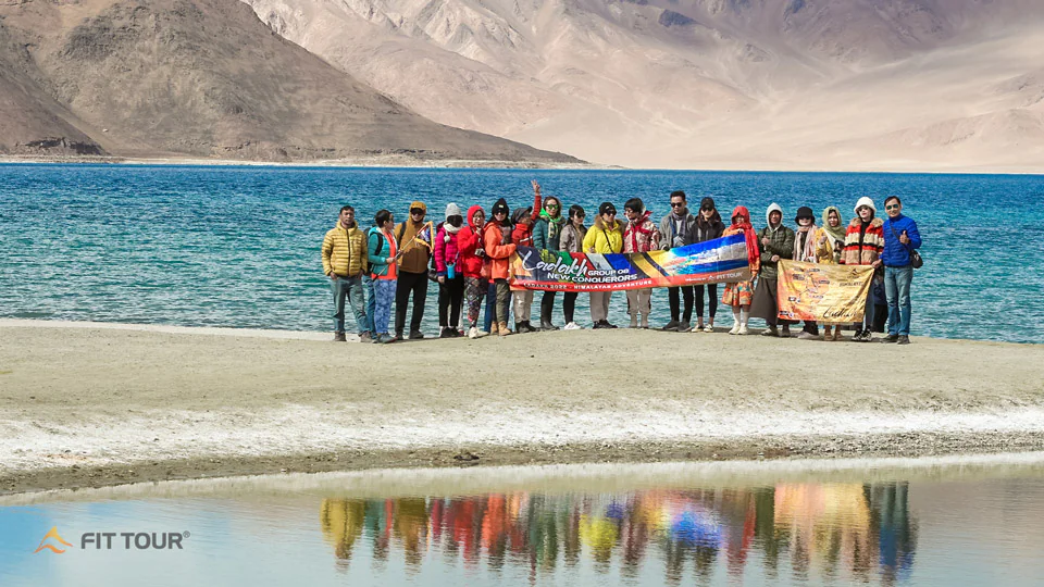 Nhóm khách Ladakh 14 cùng Fit Tour 2022