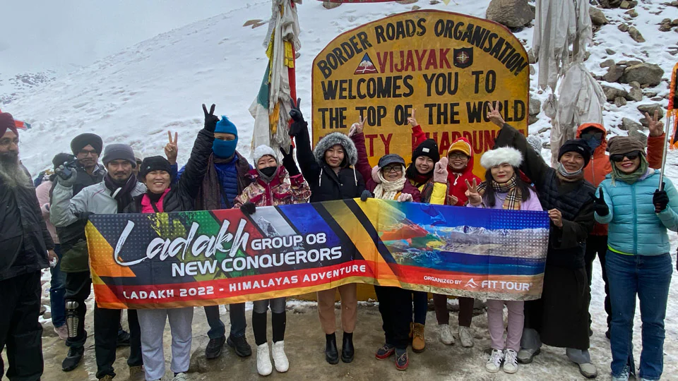 Nhóm khách Ladakh 4 cùng Fit Tour 2022