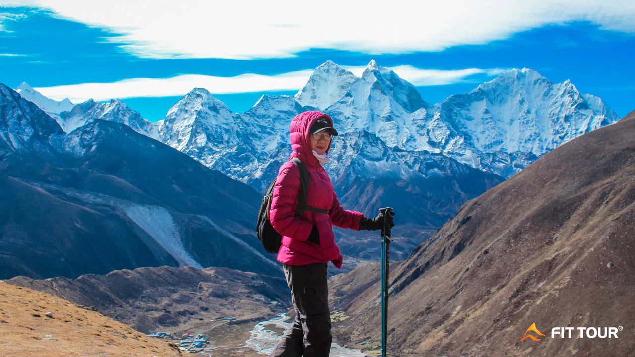 Du khách Fit Tour đến thung lũng Khumba Khola