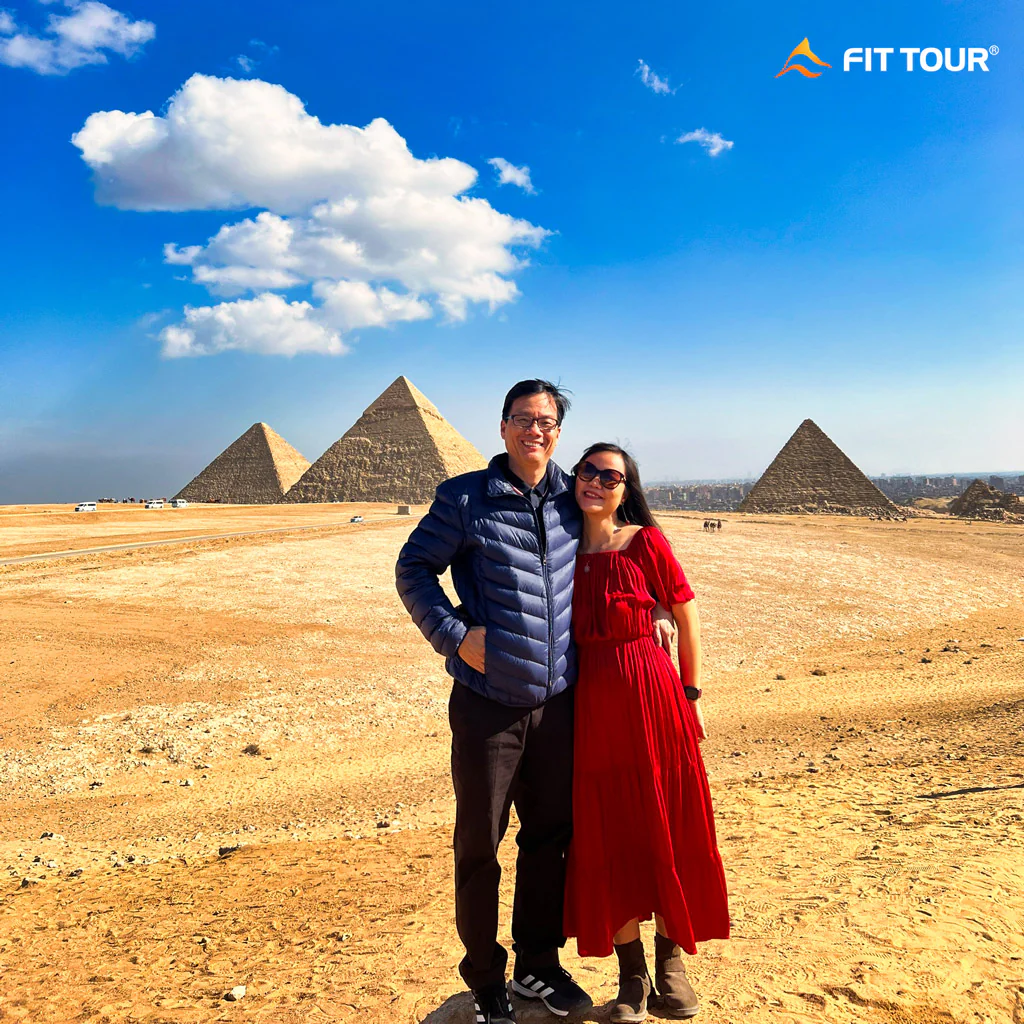 Toàn cảnh cao nguyên Giza và thành phố Cairo