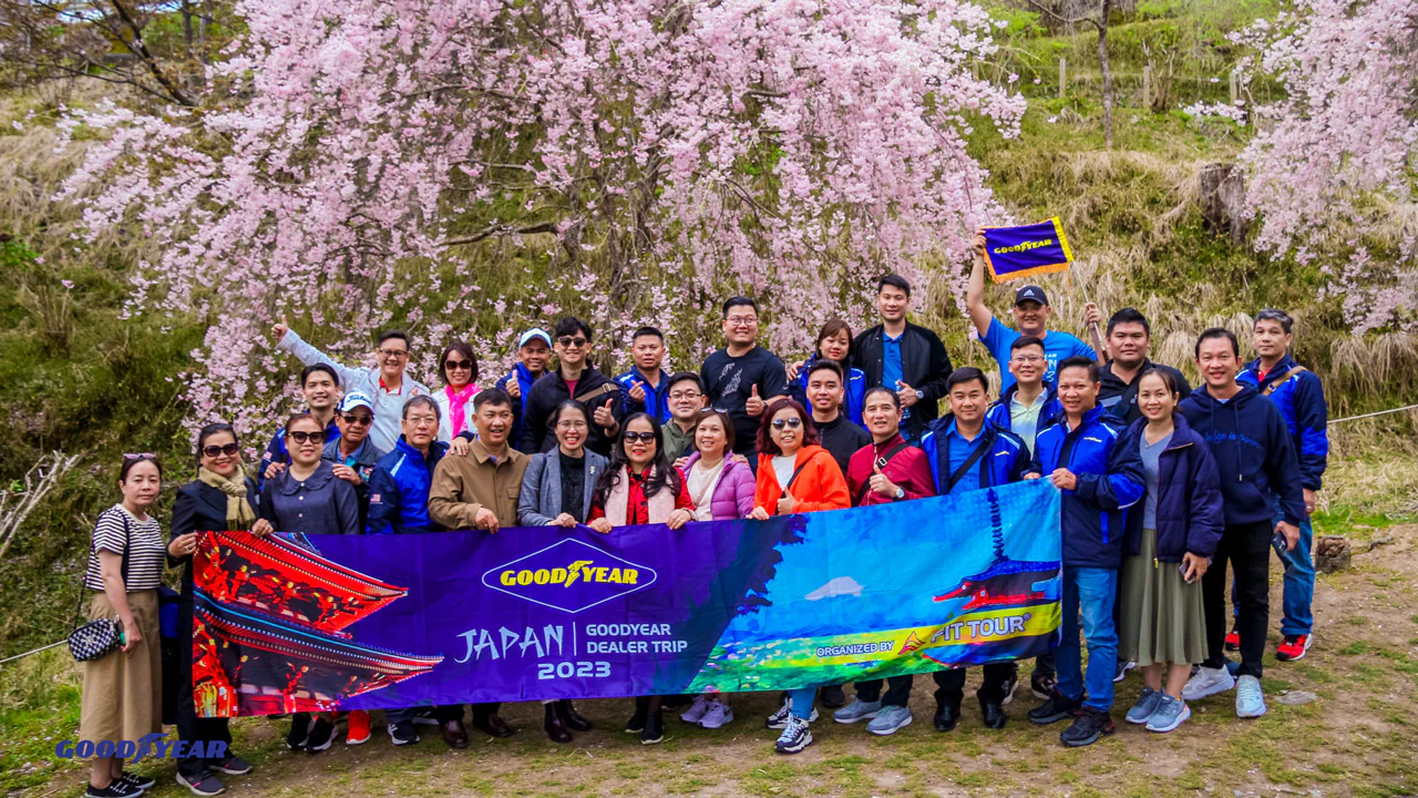 Đoàn khách Good Year khám phá mùa hoa anh đào Nhật Bản