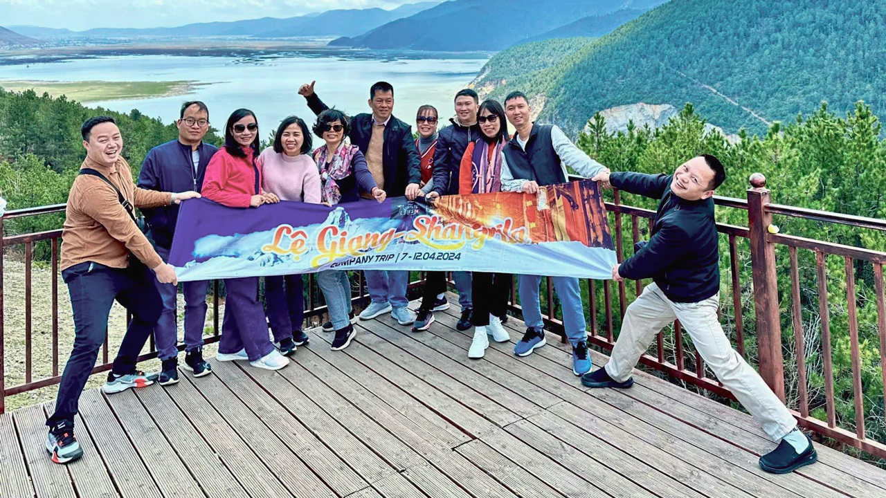 Đoàn Company Trip Lệ Giang đến Hồ Napa
