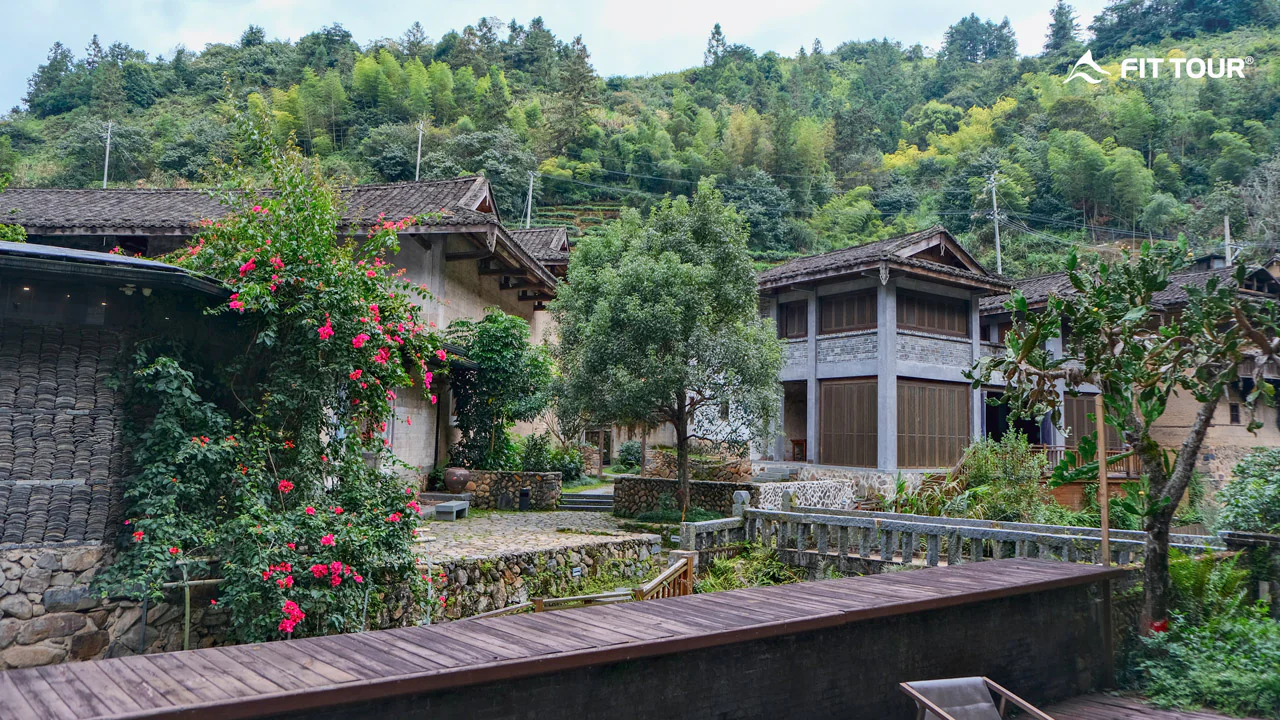Hình ảnh khách hàng Fit Tour tại Lệ Giang