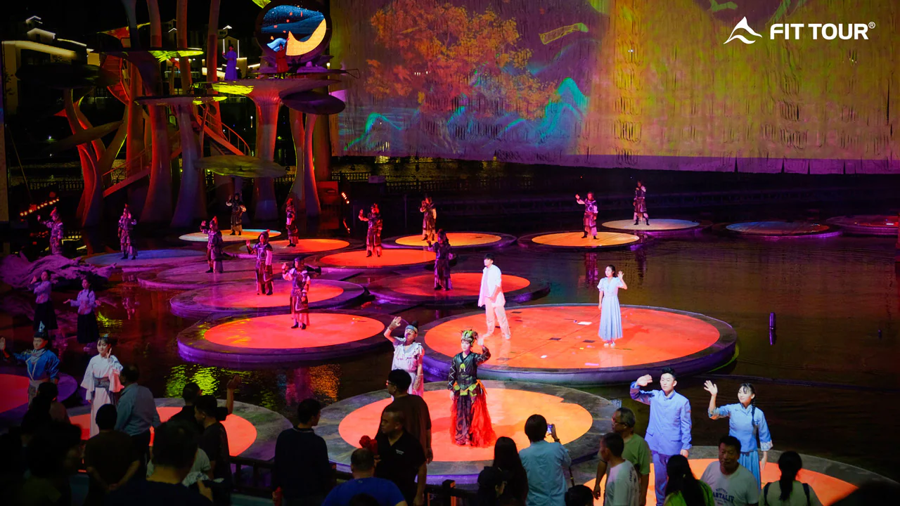 Toàn cảnh buổi diễn show Gặp Gỡ Vụ Nguyên ở Vụ Lệ Châu