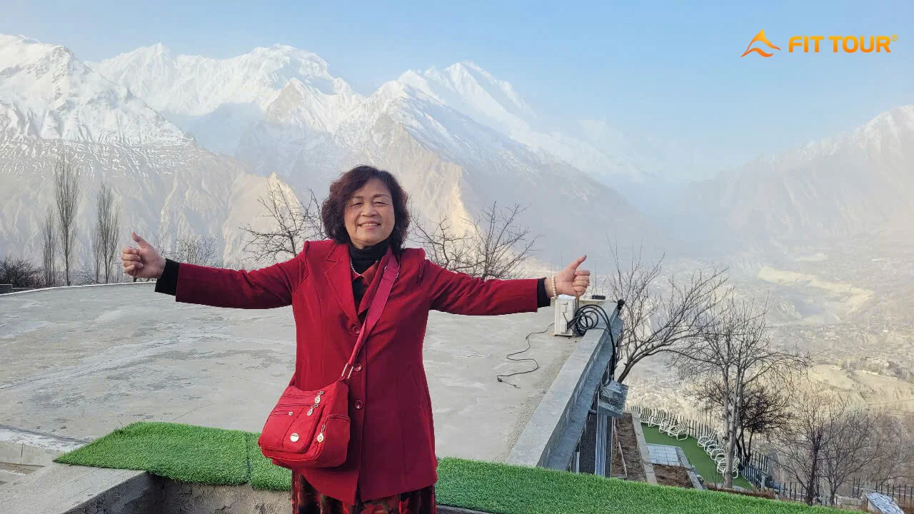 View núi Rakaposhi ở Hunza Pakistan