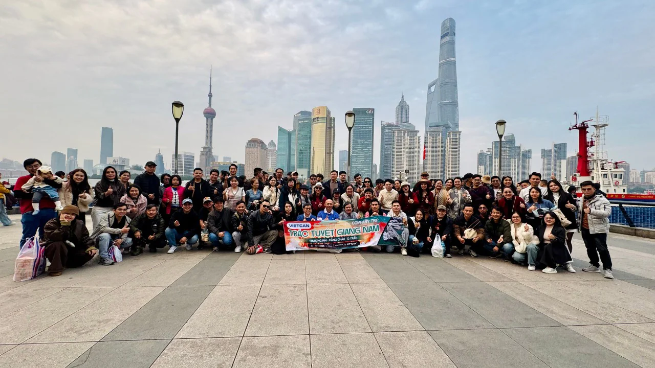 Đoàn Việt Can check in Bến Thuợng Hải