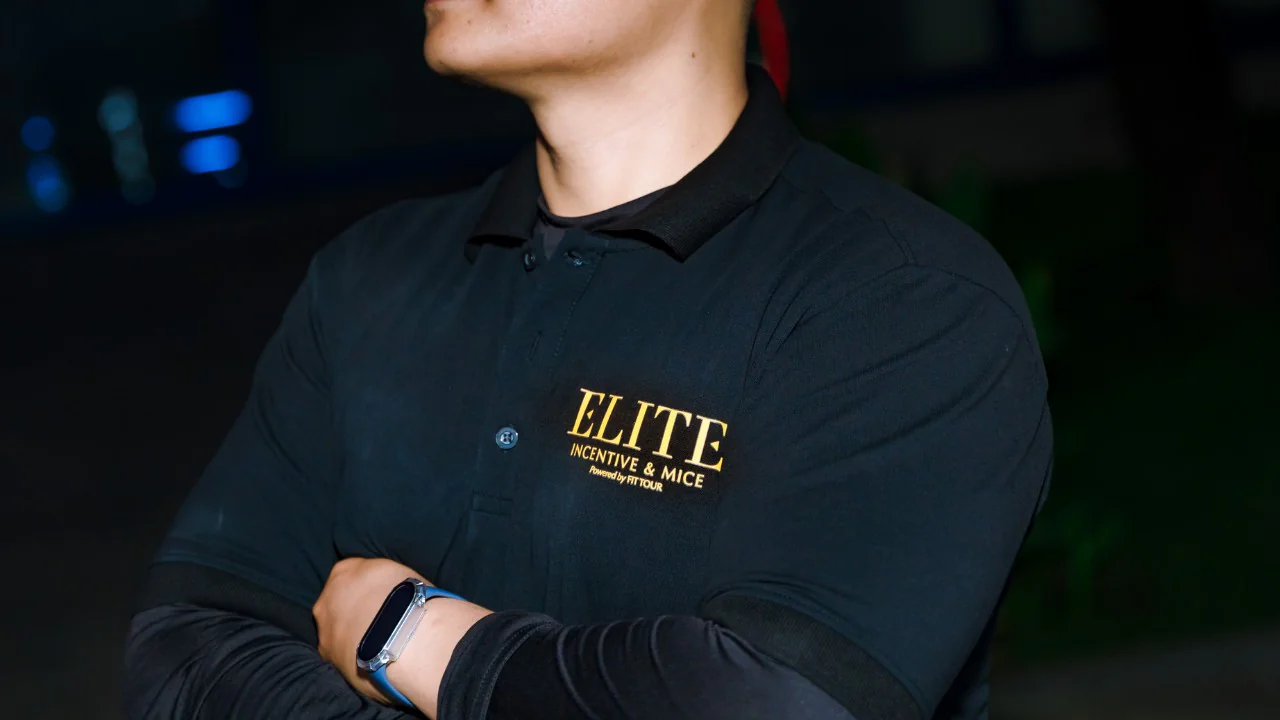 Đồng phục đội ngũ FIT Tour Elite trong quá trình vận hành chương trình Incentive & MICE cho Bosch