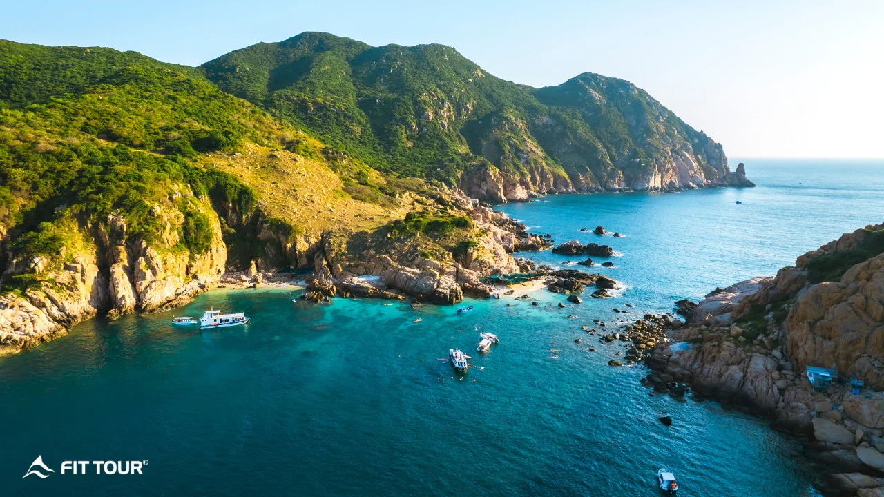 Trải nghiệm vịnh Vĩnh Hy, Ninh Thuận - Premium Coastal Experience cùng FIT TOUR
