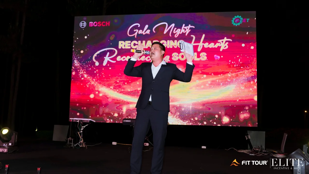 MC dẫn dắt chương trình Gala Dinner