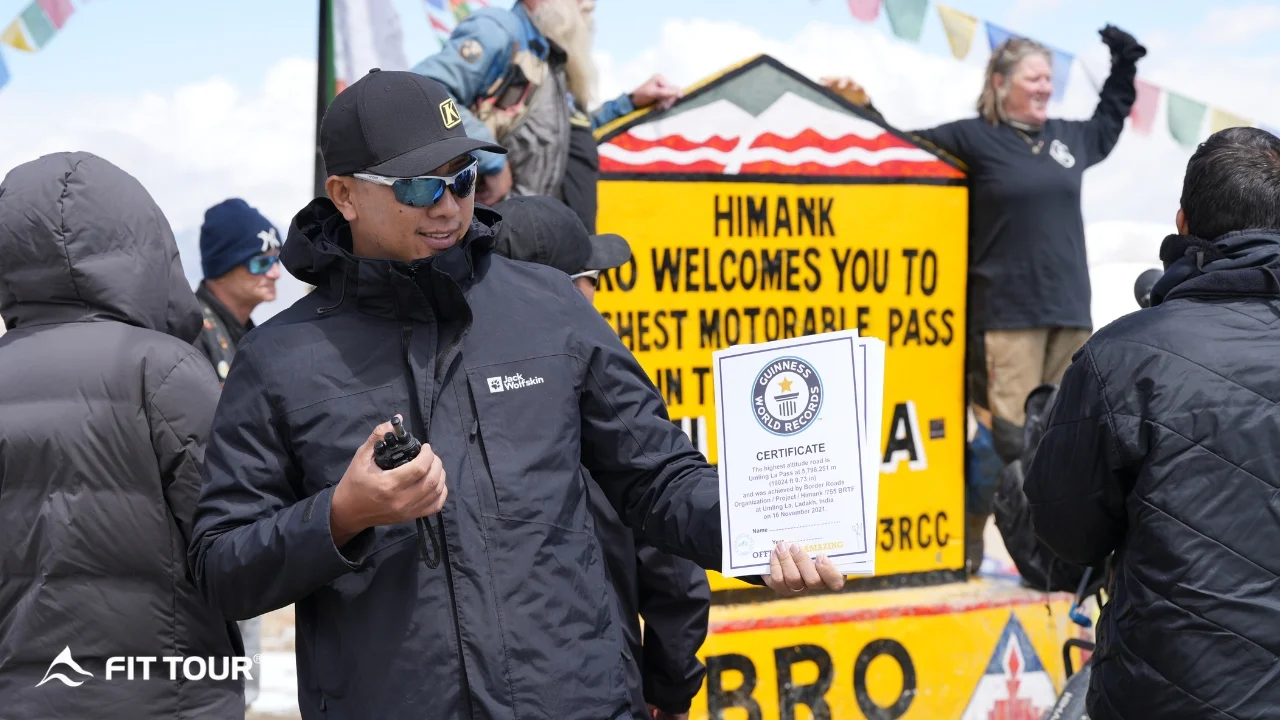 Khoa Học Về Độ Cao 5.883m