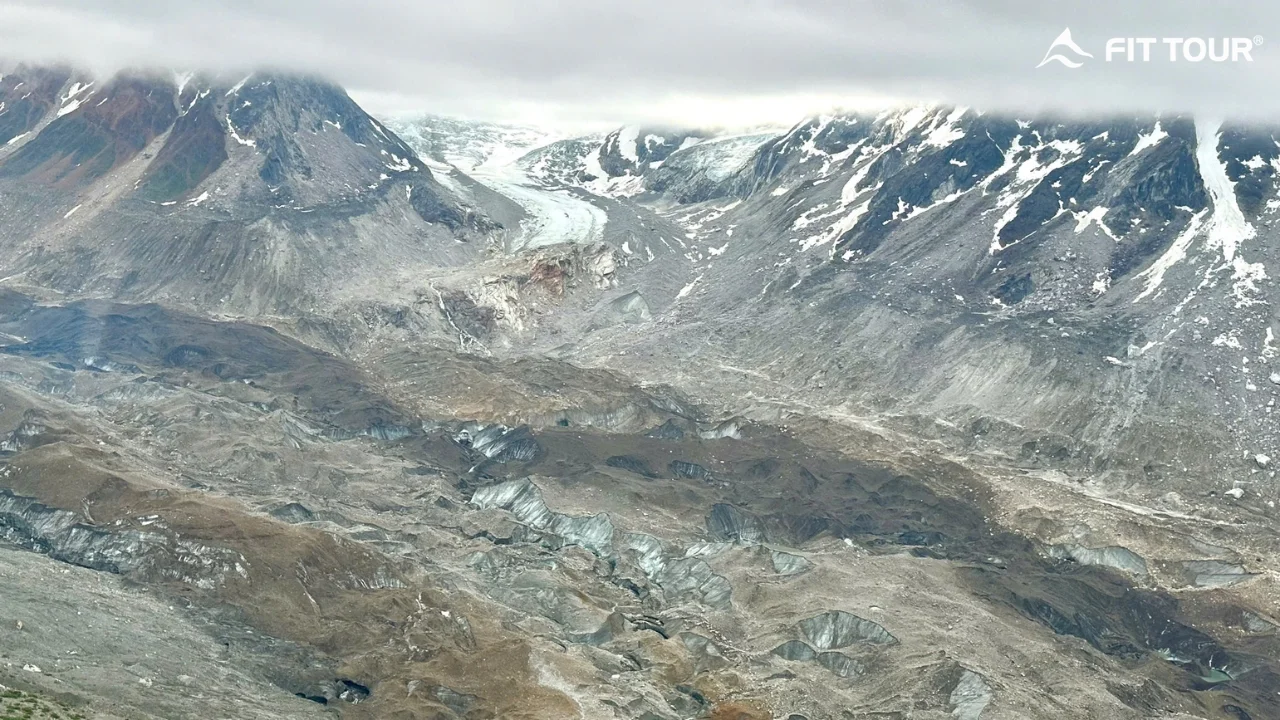 Hình ảnh khách hàng FIT TOUR khám phá vùng đất hoang dã Alaska