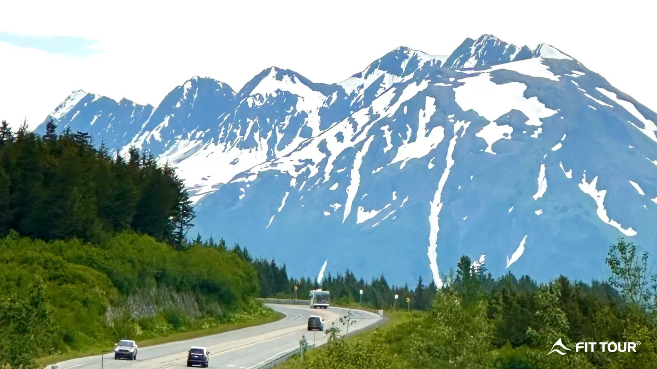 Hình ảnh khách hàng FIT TOUR khám phá vùng đất hoang dã Alaska