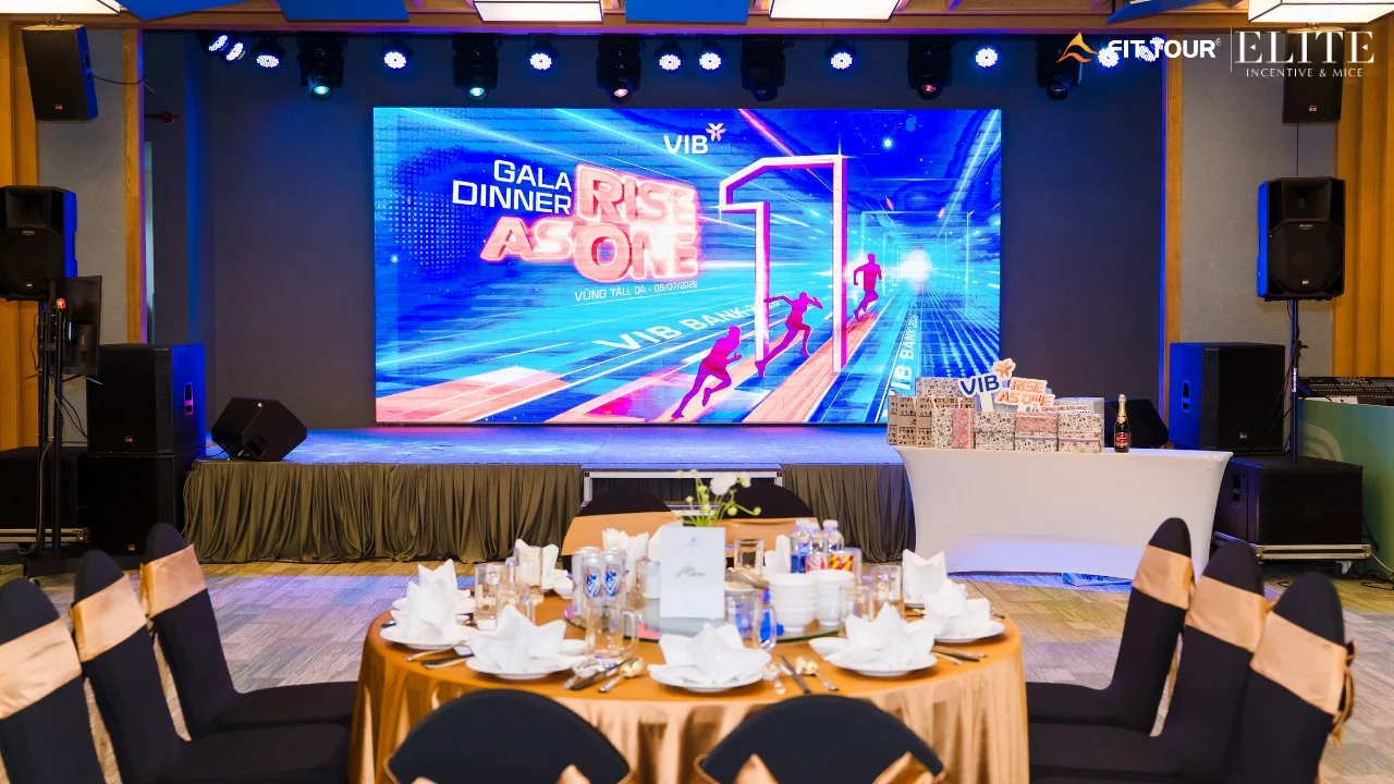 Đoàn VIB Digital sales: Tham gia Game show và Karaoke trong đêm Gala Dinner - Tour Đoàn Vũng Tàu VIB Digital tháng 7 năm 2026