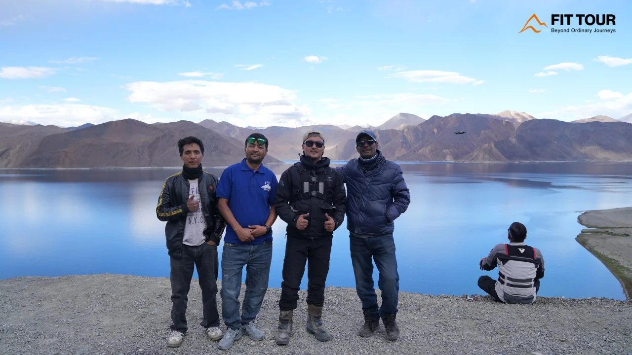 Giao Lưu Cùng Đội Ngũ Hậu Cần Bản Địa Bên Bờ Pangong