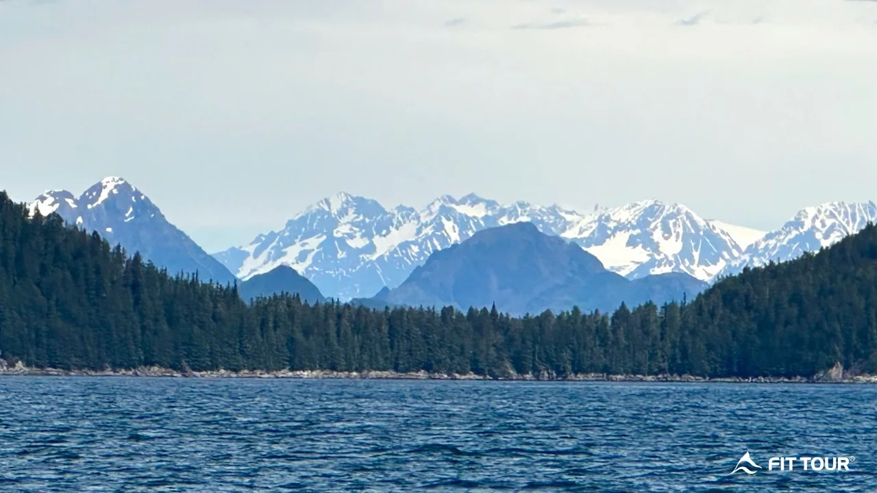 Hình ảnh khách hàng FIT TOUR khám phá vùng đất hoang dã Alaska