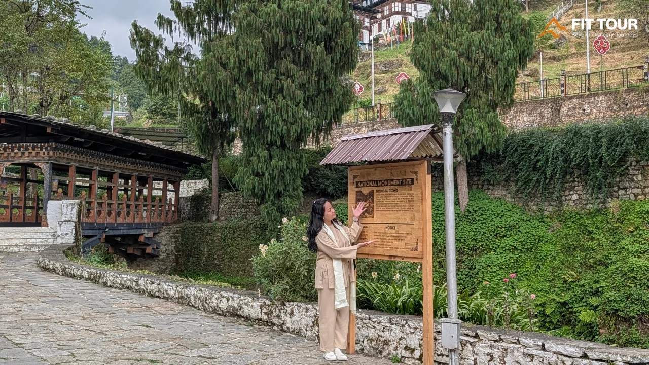 Khuôn viên lịch sử Trongsa Dzong khởi nguồn từ am thất nhỏ năm 1543