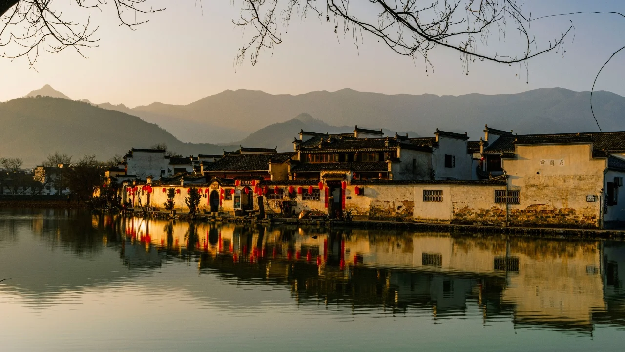 Làng cổ Hoành Thôn Trung Quốc - Khám phá Hongcun gần 900 năm tuổi