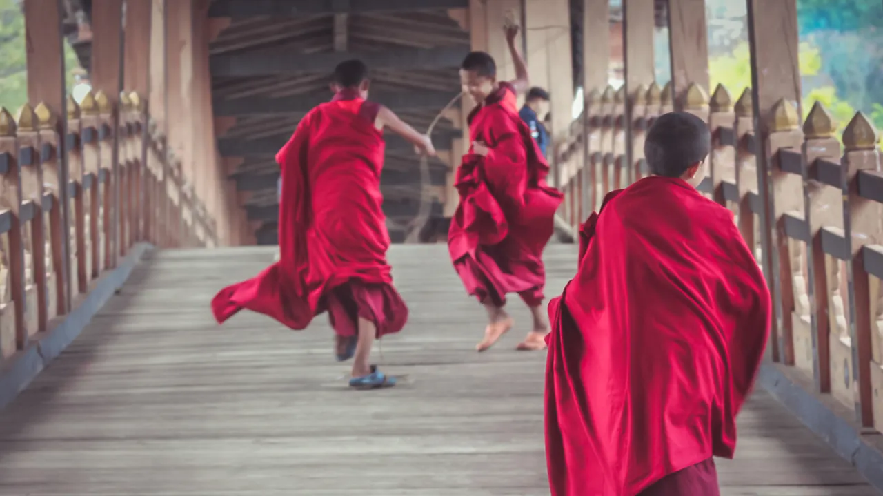 Các vị sư trẻ Bhutan