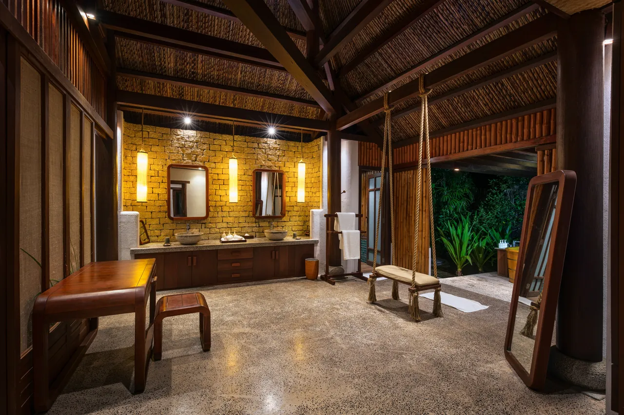 Phòng tắm Lagoon Villa