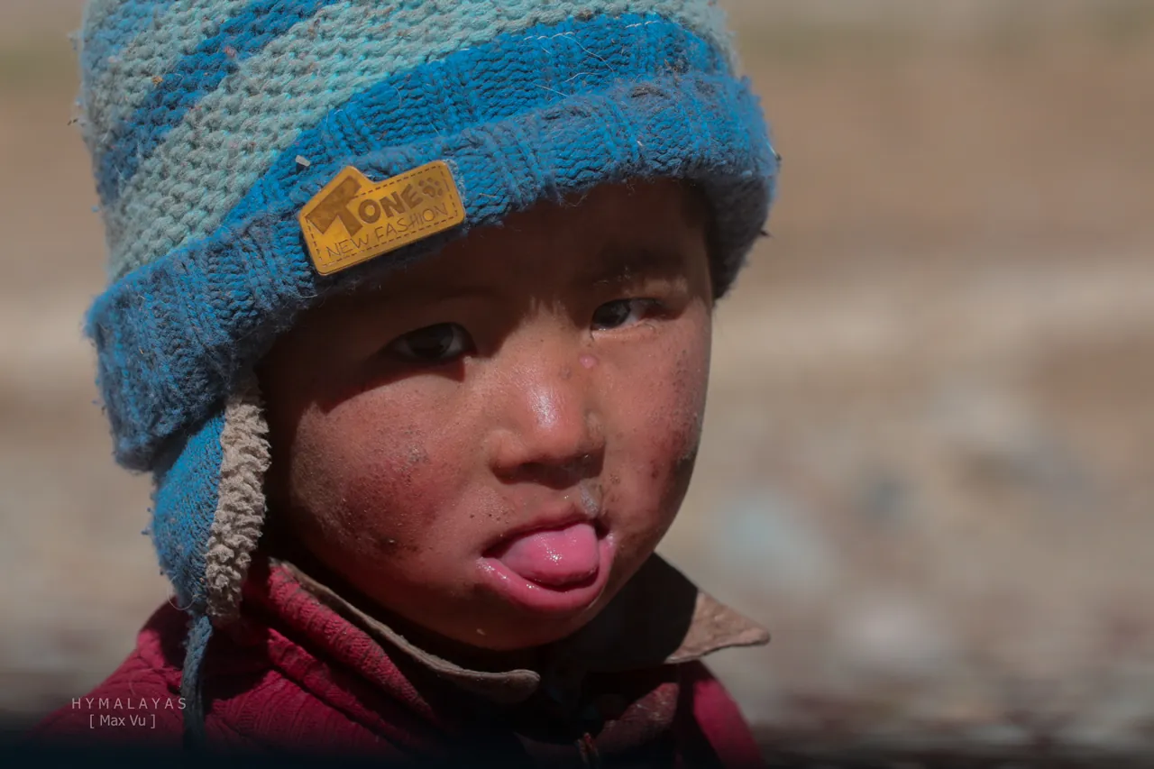 Cậu bé ở Himalaya