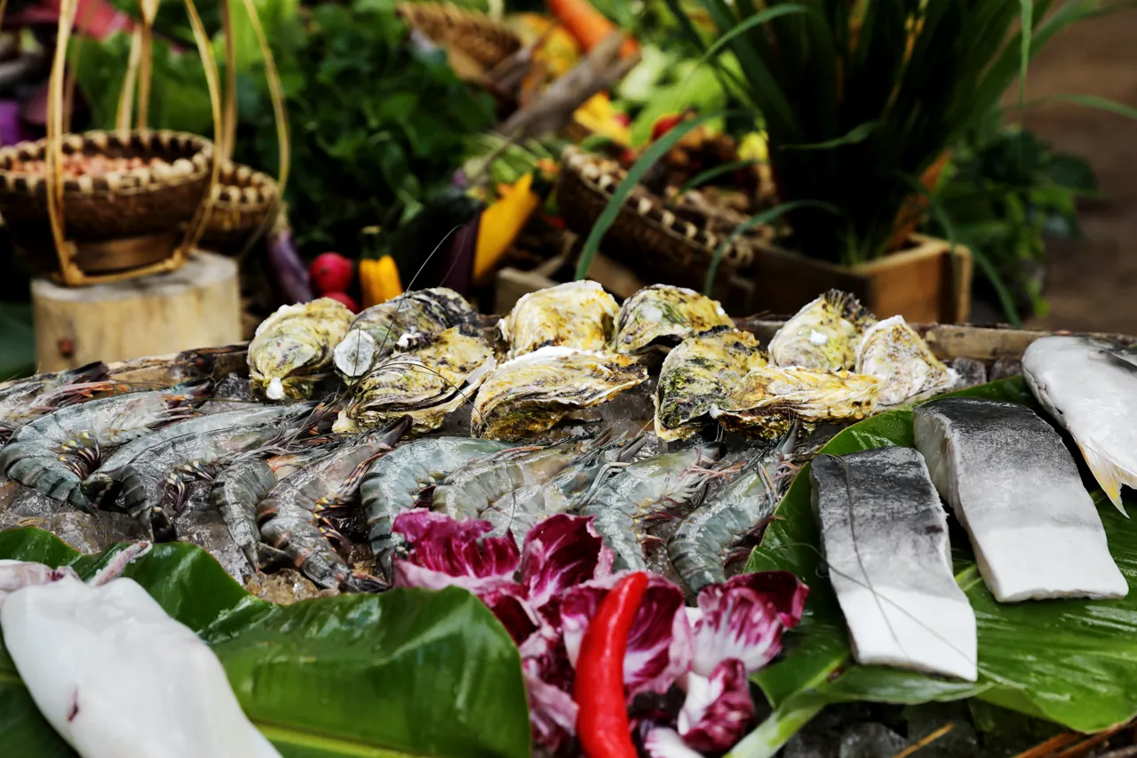 Một phần hải sản tươi của bữa ăn buffet