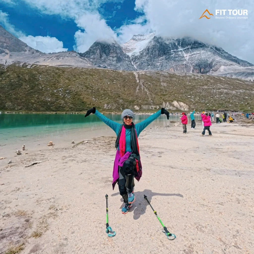 Hồ Ngũ Sắc Á Đinh Cao 4.700m - Kinh Nghiệm Trekking Chi Tiết