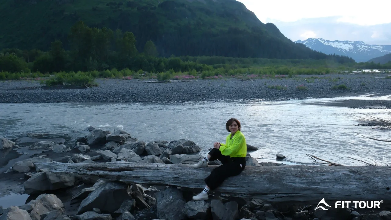 Hình ảnh khách hàng FIT TOUR khám phá vùng đất hoang dã Alaska