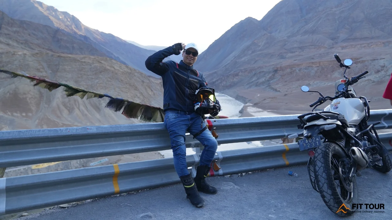 Bên bờ sông Zanskar thanh bình