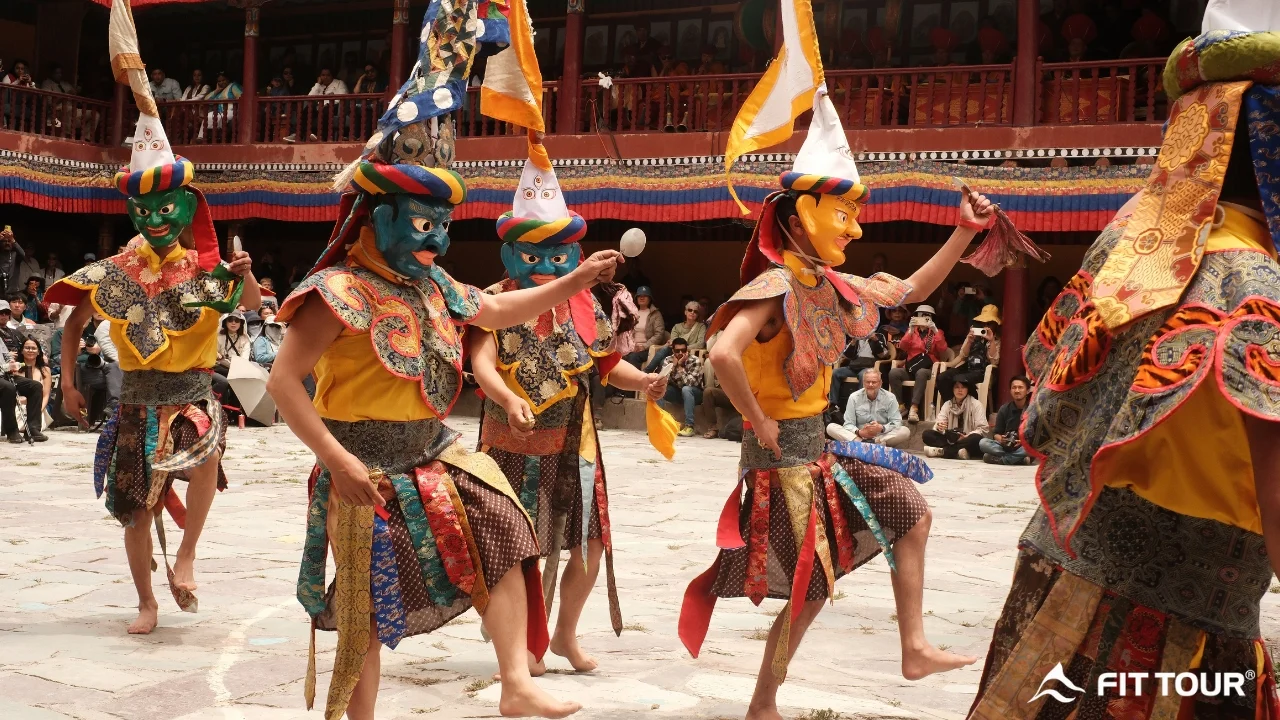 Vũ công Cham Hemis
