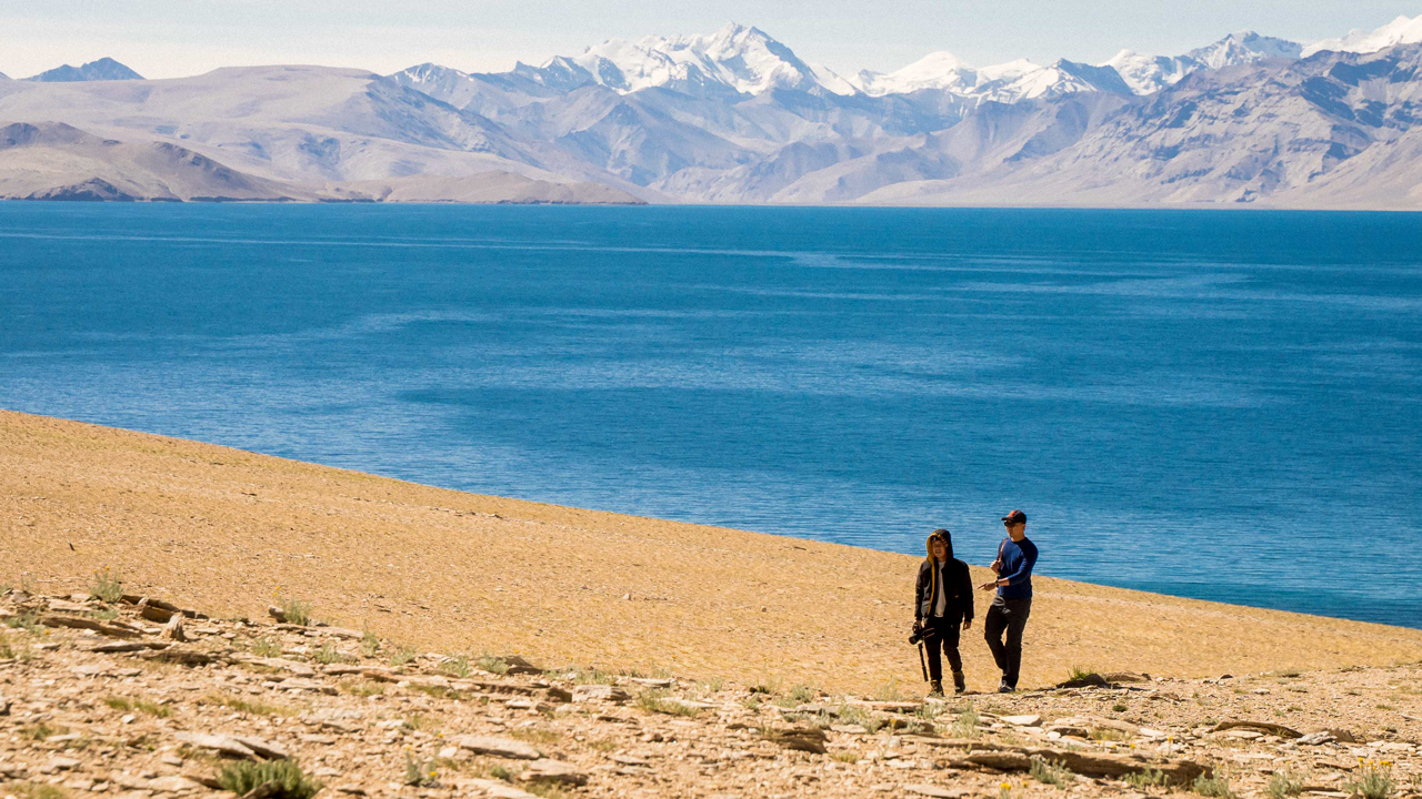 Chuyến tham quan hồ Pangong cùng Du lịch có Guu