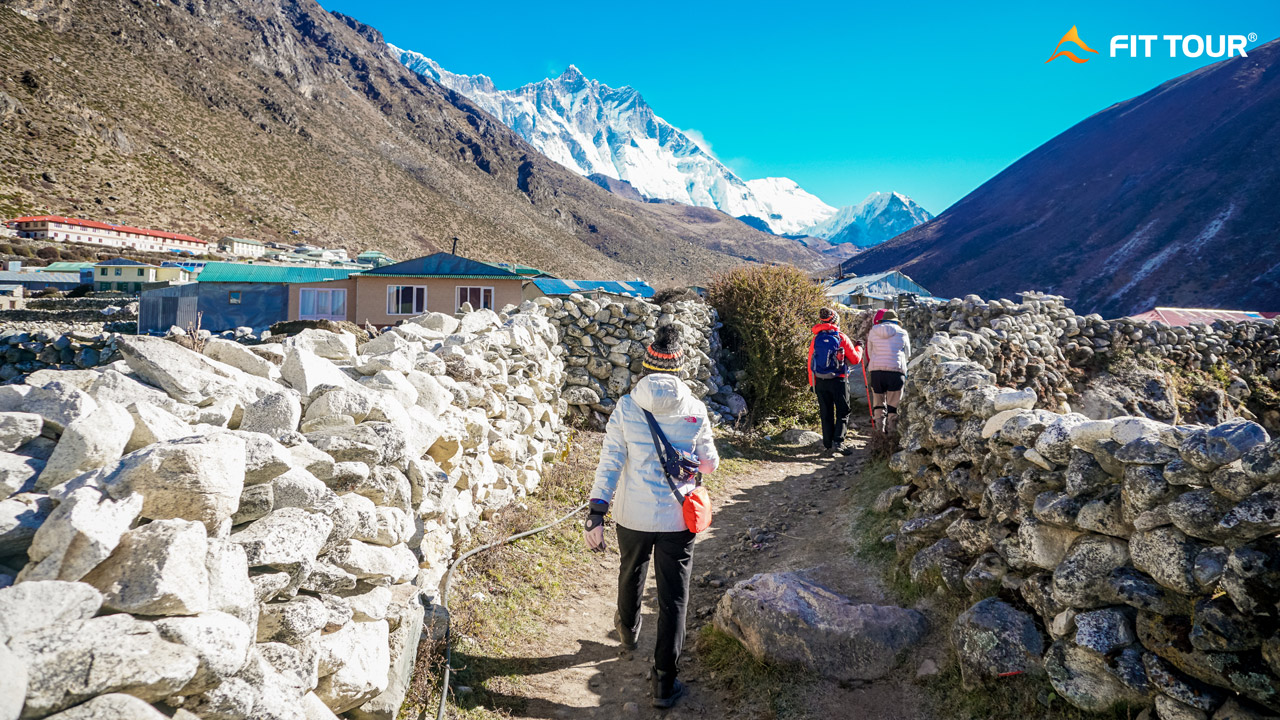 Bắt đầu hành trình đến Everest Base Camp