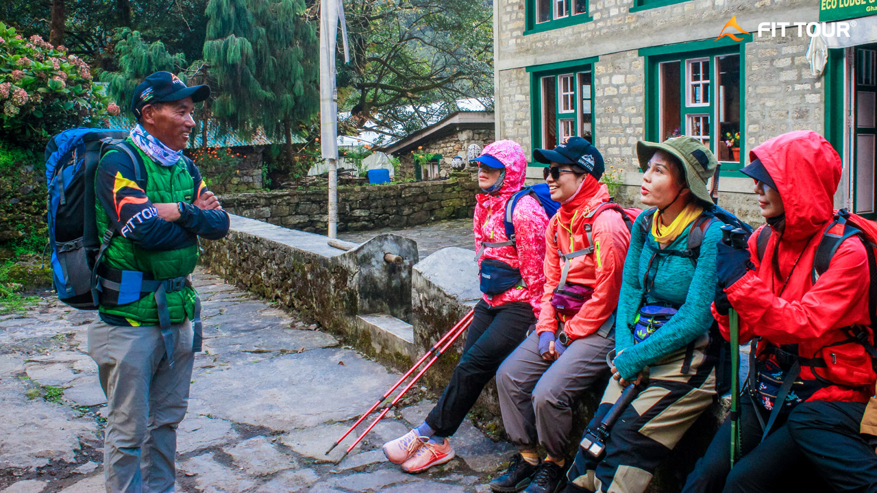 Buổi trao đổi và tư vấn trước chuyến đi trek Everest Base Camp