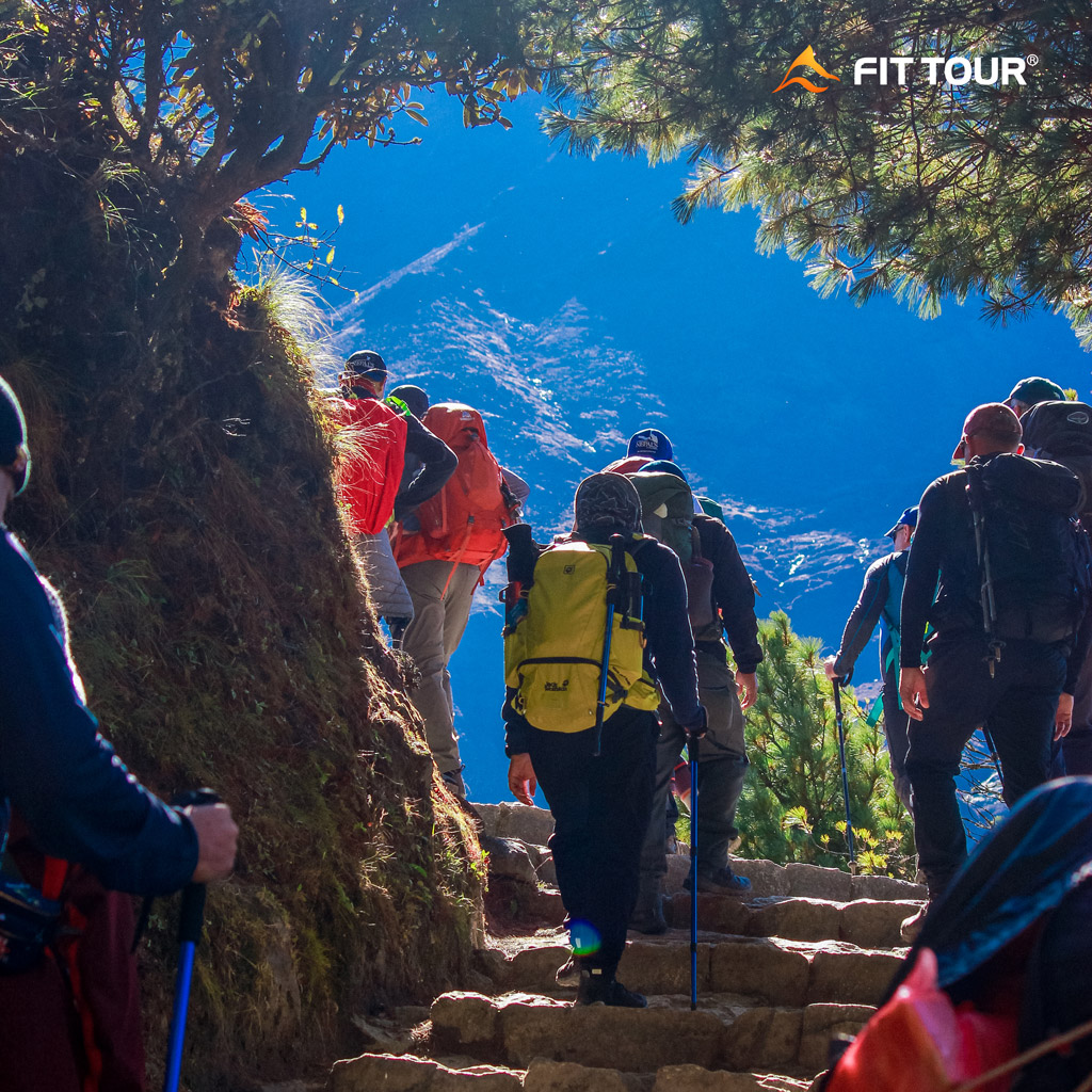 Đoạn đường dốc ở Namche Bazaar Nepal