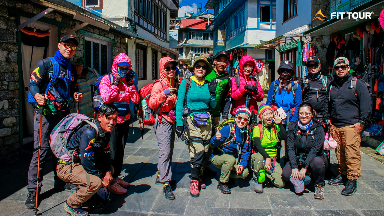 Khách hàng Fit Tour ở Kathmandu