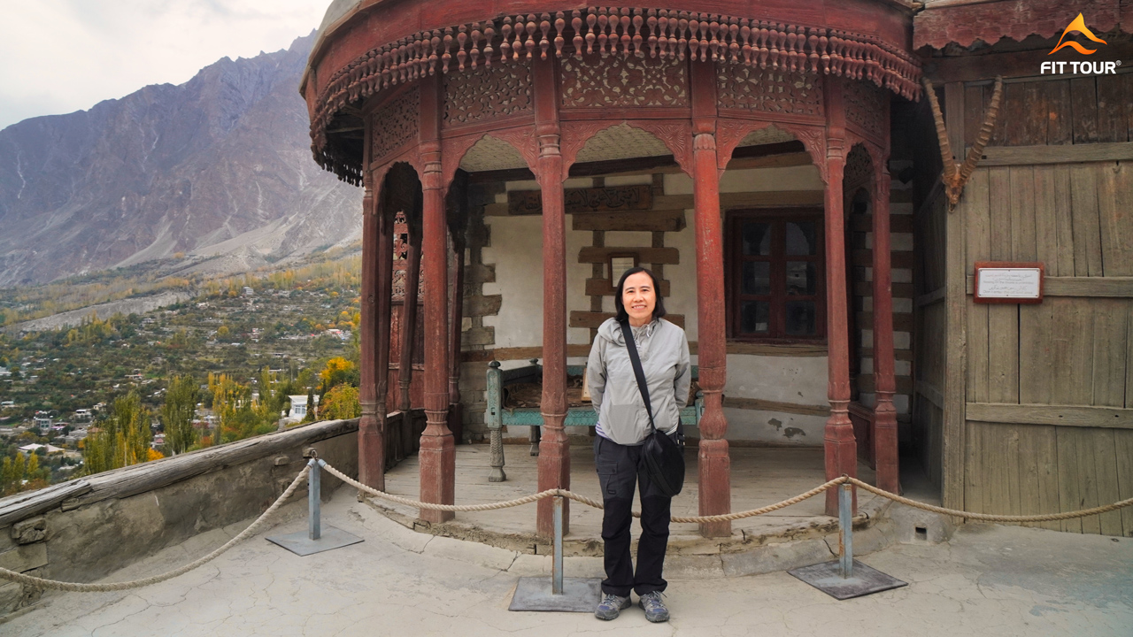 Chụp ảnh ở pháo đài Baltit
